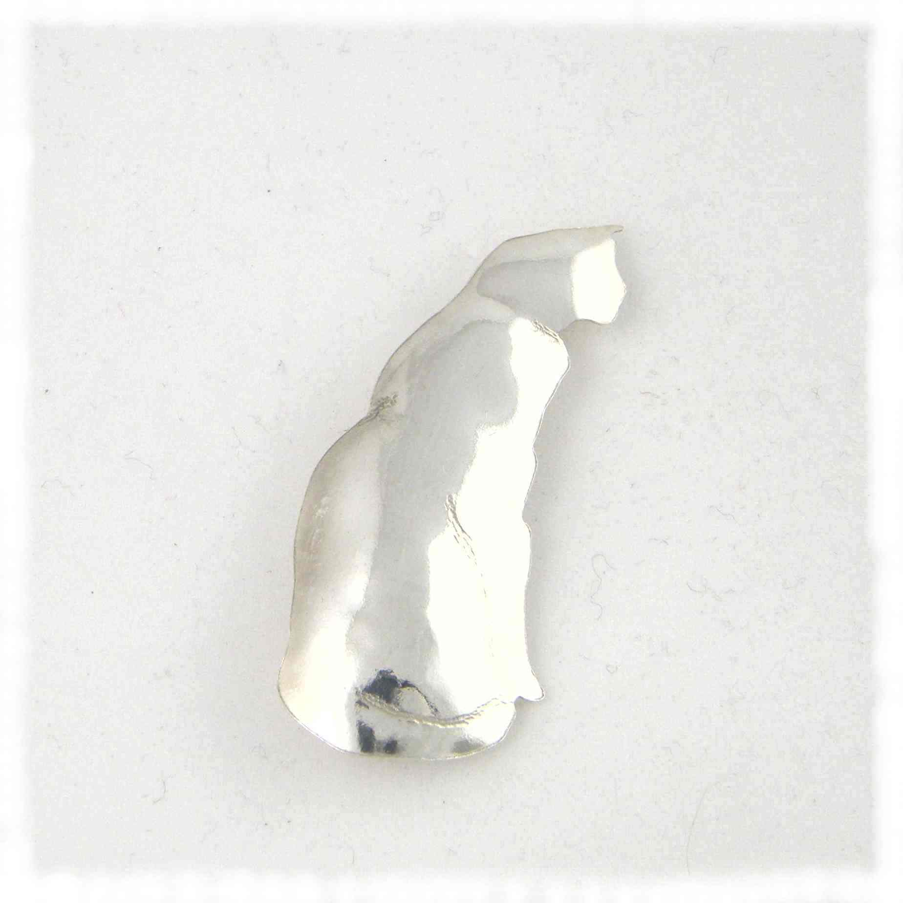 Silver plain cat brooch